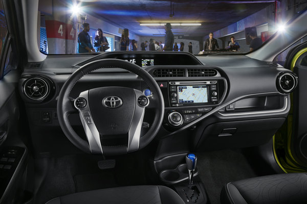 2015 Toyota Prius c Interior