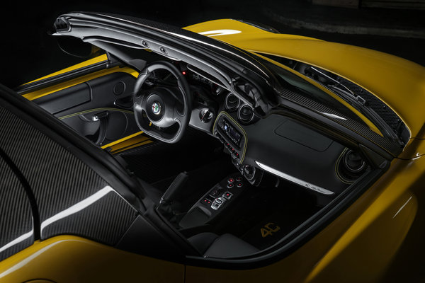 2015 Alfa Romeo 4C Spider Interior