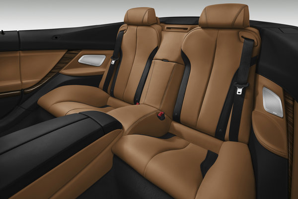 2016 BMW 6-Series Convertible Interior