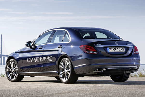 2016 Mercedes-Benz C-Class