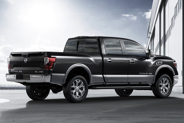 2016 Nissan Titan Crew Cab