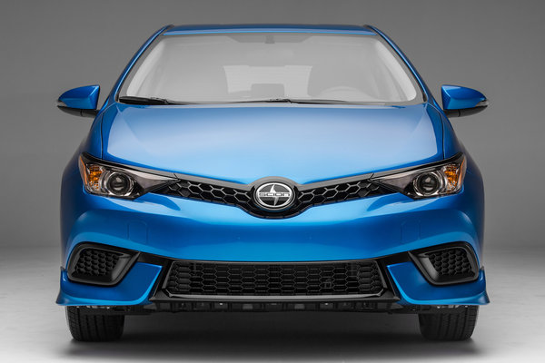 2016 Scion iM