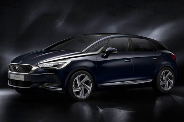 2015 DS DS5