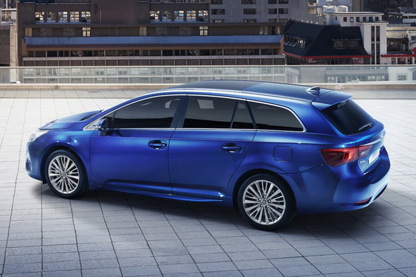 2015 Toyota Avensis wagon