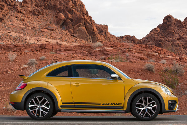 2016 Volkswagen Beetle Dune