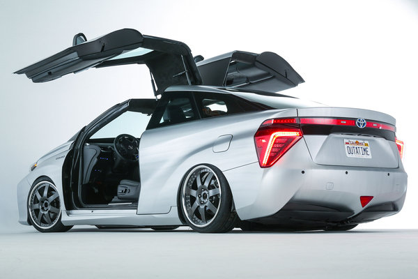 2015 Toyota Back to the Future Mirai