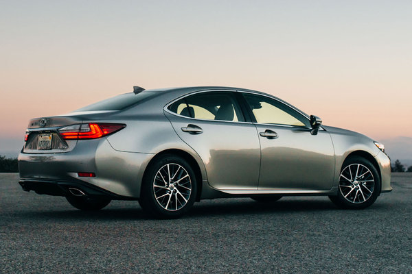 2016 Lexus ES 350