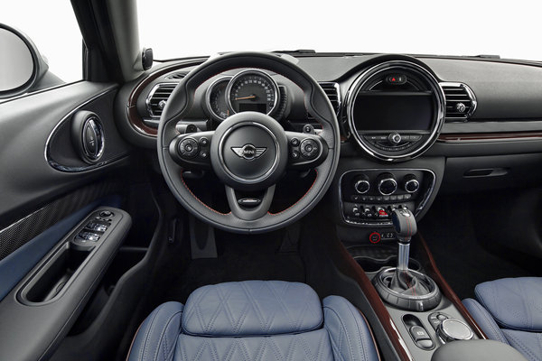 2016 Mini Clubman Interior