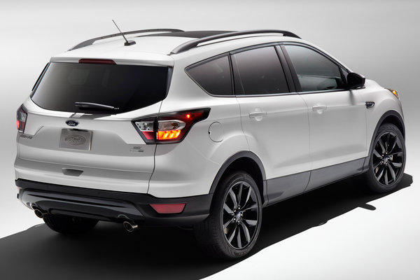 2017 Ford Escape Sport