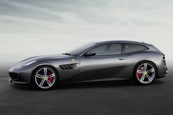 2017 Ferrari GTC4Lusso