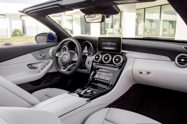 2017 Mercedes-Benz C-Class Cabriolet Interior