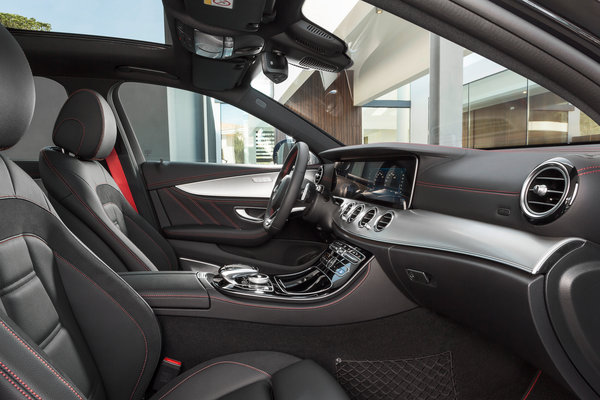 2017 Mercedes-Benz E-Class AMG E43 sedan Interior