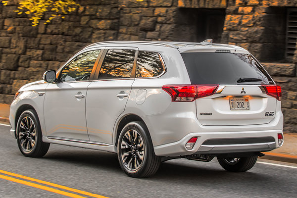 2017 Mitsubishi Outlander PHEV