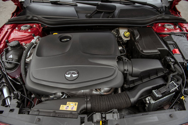 2017 Infiniti QX30 Engine