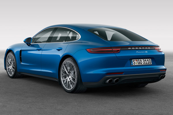 2017 Porsche Panamera