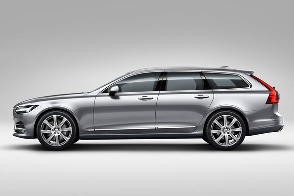 2017 Volvo V90