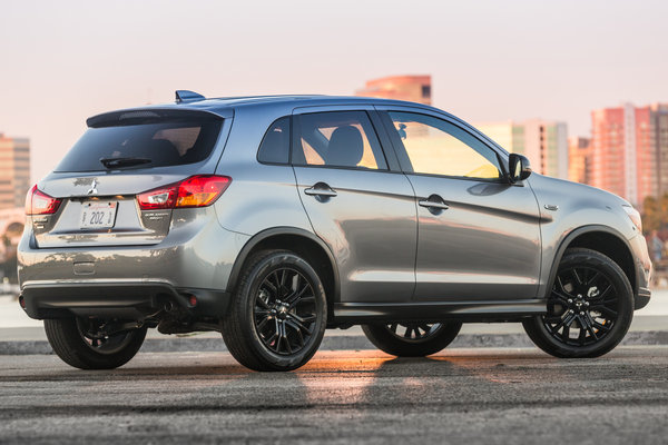 2017 Mitsubishi Outlander Sport LE