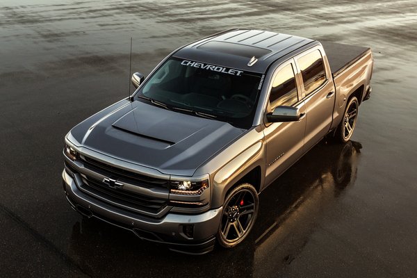 2017 Chevrolet 2018 Silverado Performance