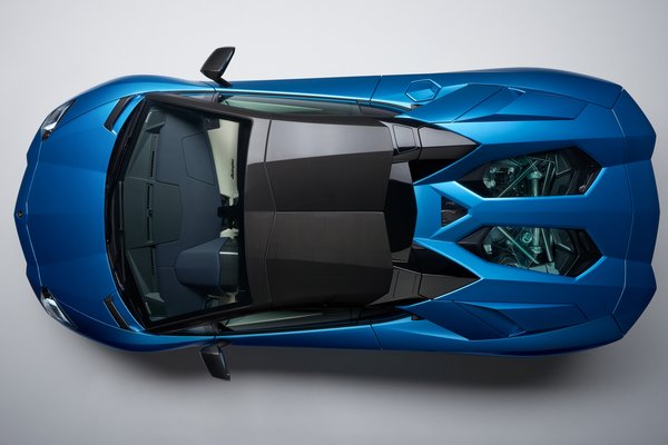 2018 Lamborghini Aventador Roadster