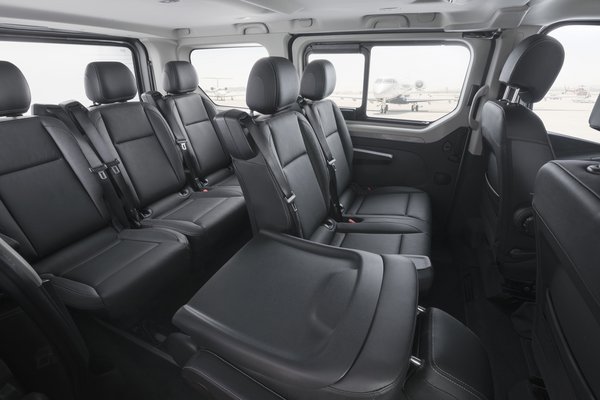 2018 Opel Vivaro Tourer Interior