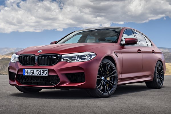 2018 BMW 5-Series M5 first edition sedan