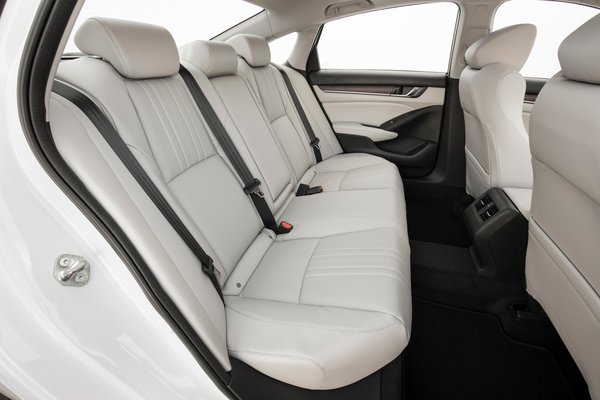 2018 Honda Accord Touring Interior