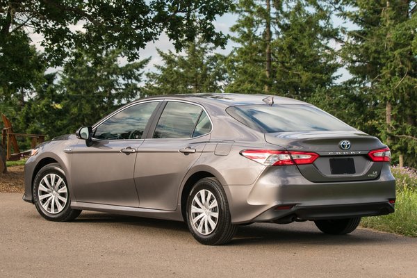 2018 Toyota Camry LE Hybrid