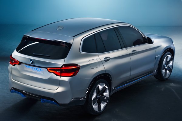 2018 BMW iX3