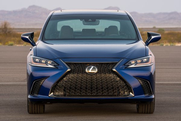 2019 Lexus ES