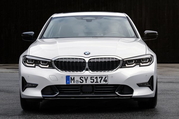 2019 BMW 3-Series sedan