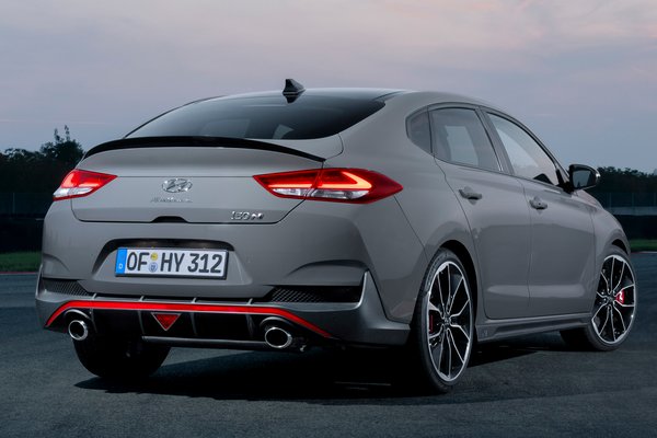 2019 Hyundai i30 fastback