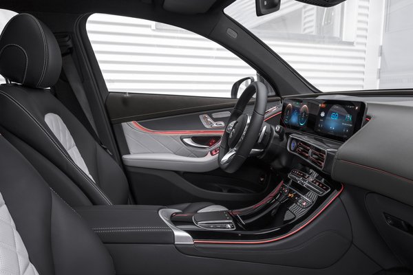 2020 Mercedes-Benz EQC Interior