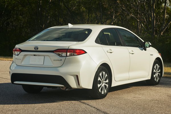 2020 Toyota Corolla Hybrid sedan