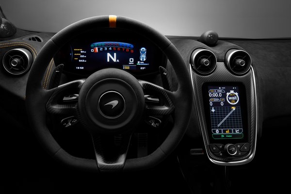 2019 McLaren 600 LT Instrumentation