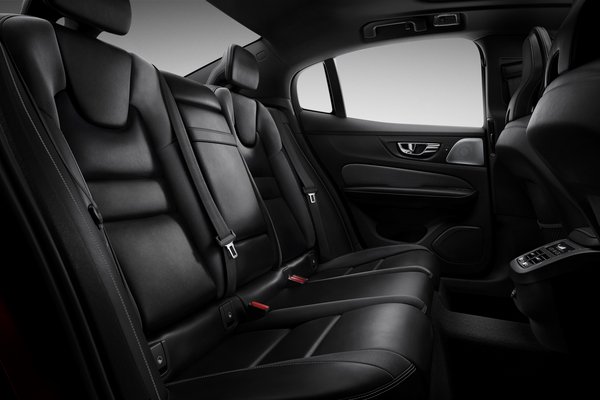 2019 Volvo S60 R-Design Interior