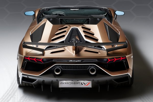 2020 Lamborghini Aventador SVJ Roadster