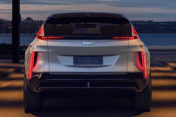 2020 Cadillac Lyriq