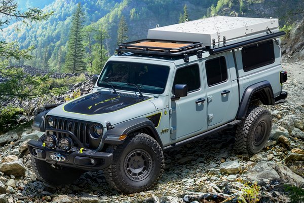 2020 Jeep Gladiator Farout