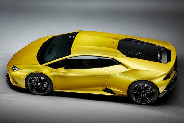 2020 Lamborghini Huracan Evo RWD coupe