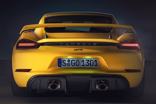 2020 Porsche 718 Cayman GT4