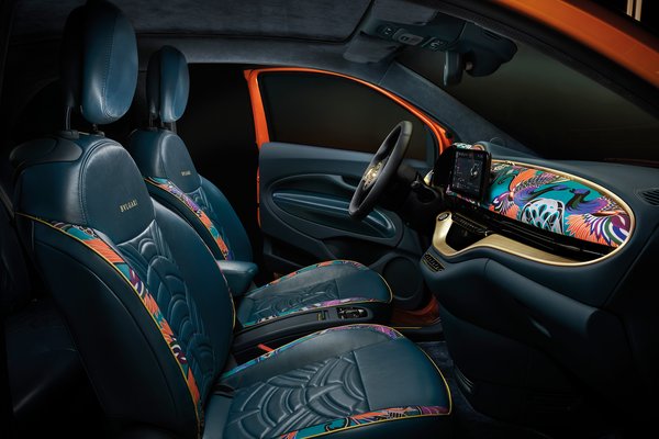 2020 Fiat B.500 MAI TROPPO Interior