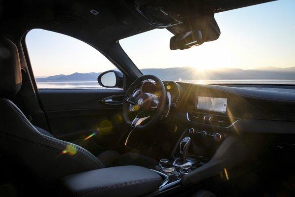 2021 Alfa Romeo Giulia Quadrifoglio Interior