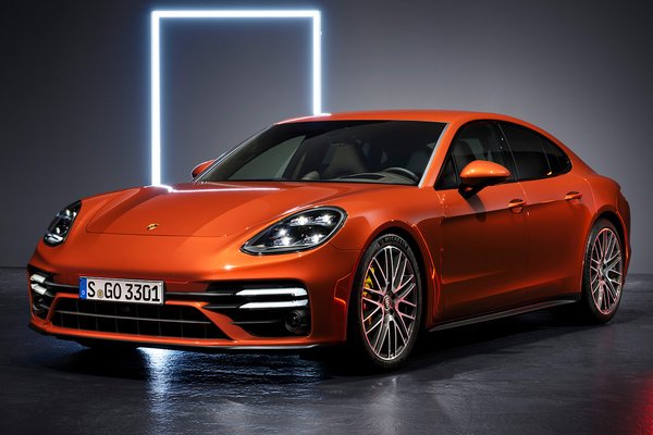 2021 Porsche Panamera Turbo S