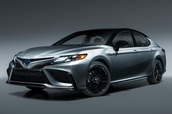 2021 Toyota Camry XSE Hybrid