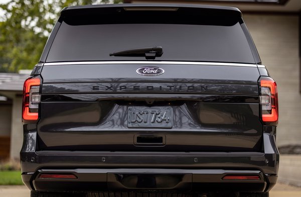 2022 Ford Expedition Stealth Edition