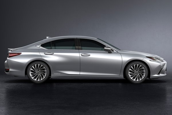 2022 Lexus ES 300h