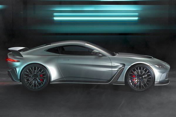 2023 Aston Martin Vantage V12