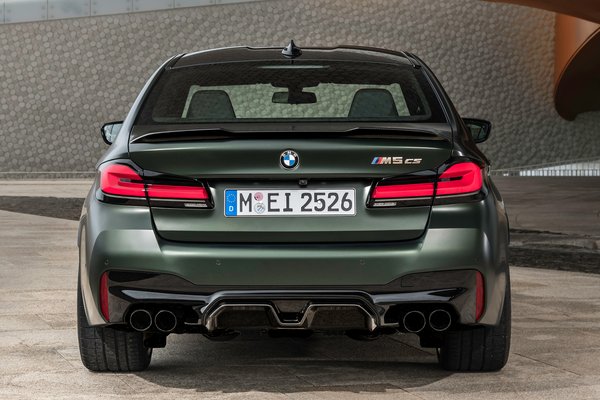 2022 BMW 5-Series M5 CS