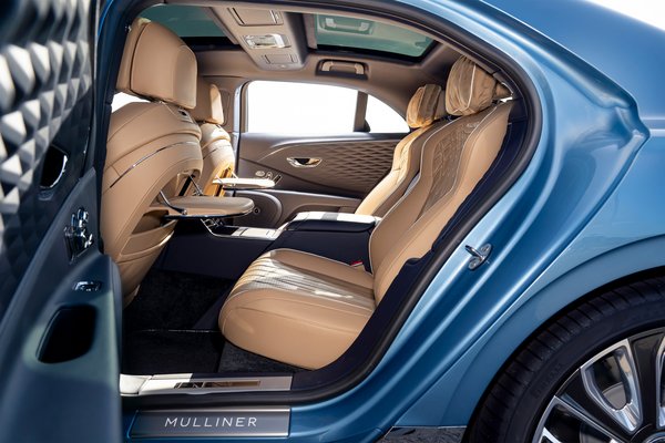 2022 Bentley Flying Spur Interior