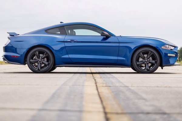 2022 Ford Mustang Stealth Edition